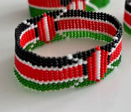 Kenyan Flag Beaded Bracelet – 12 Line